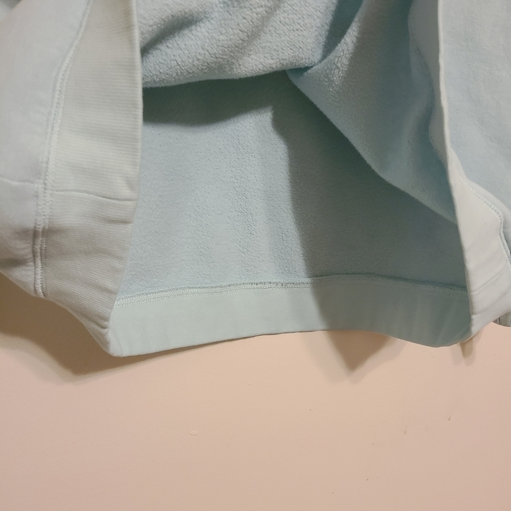 Peloton | Women's Sky Blue/Light Teal Crewneck Graphic Sweatshirt (Size Large) - Picture 10 of 13